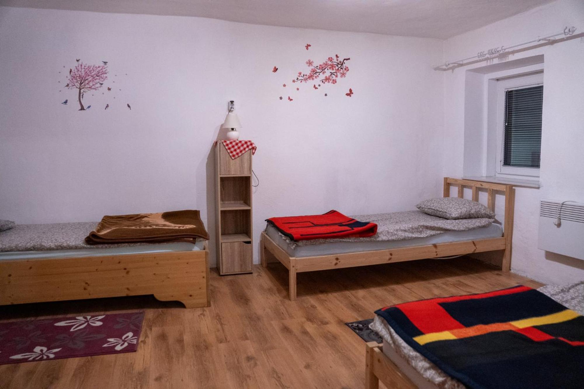 Sigma House Hostel มอยสตรานา ภายนอก รูปภาพ
