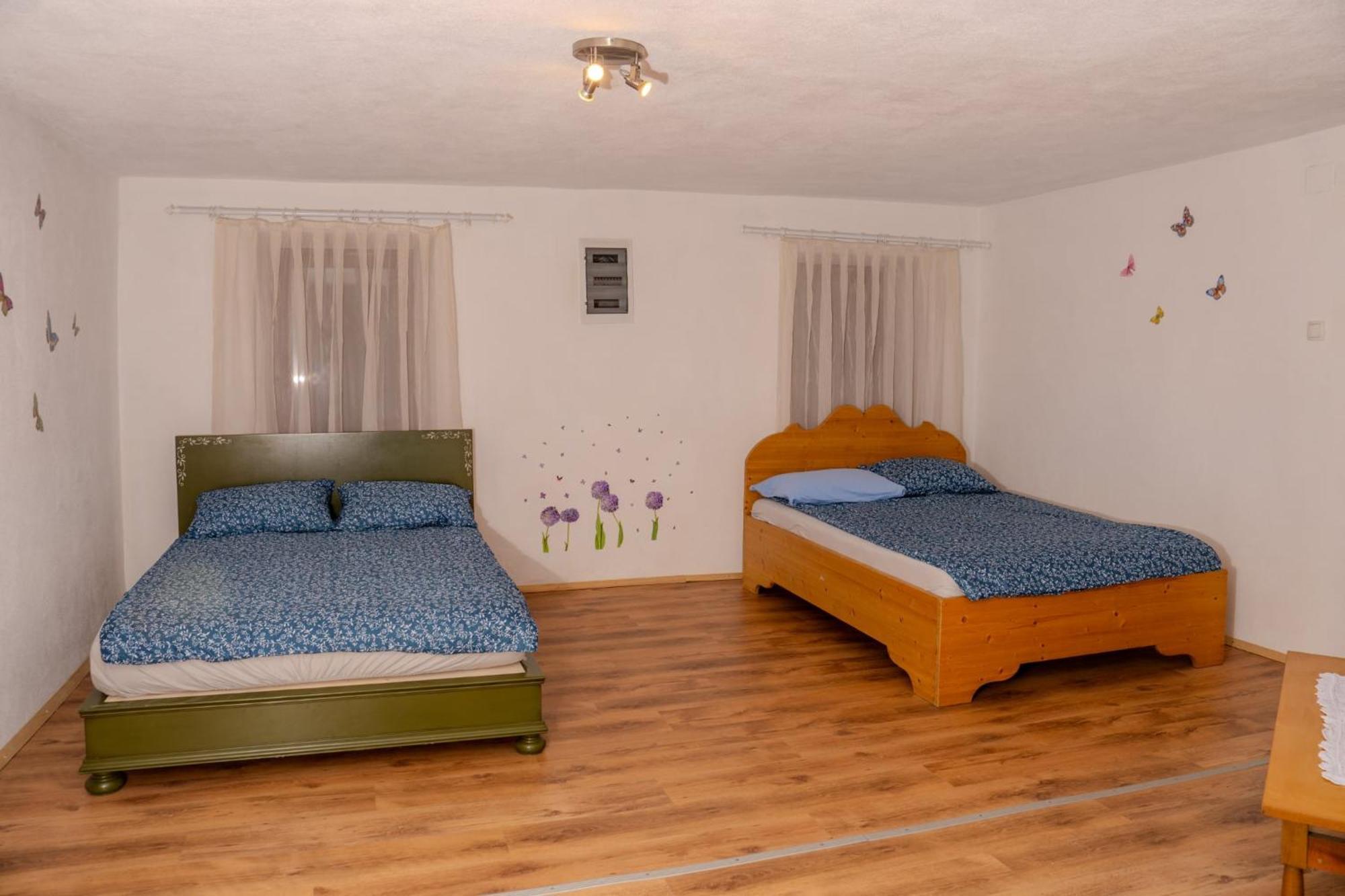 Sigma House Hostel มอยสตรานา ภายนอก รูปภาพ